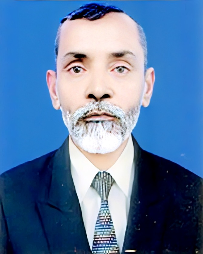 মোঃ আব্দুল হাই আল হাদী<br>সহকারী শিক্ষক <br>ইংরেজি 
মোবাইল নং- ০১৭৩৪০২২৭২৫